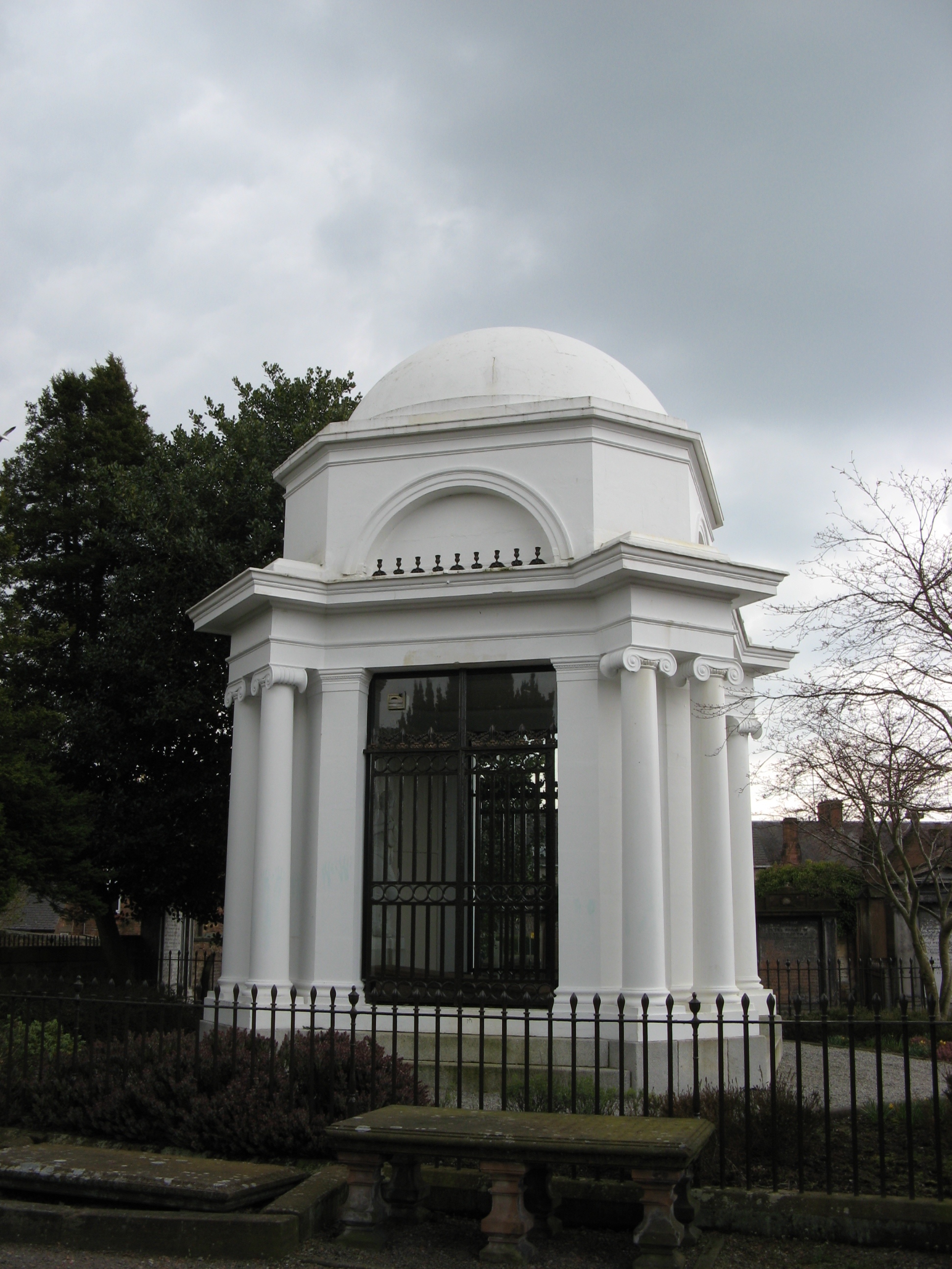Domed classical Burns Mausoleum in St Michael’s churchyard, Dumfries, enclosed by decorative railings
