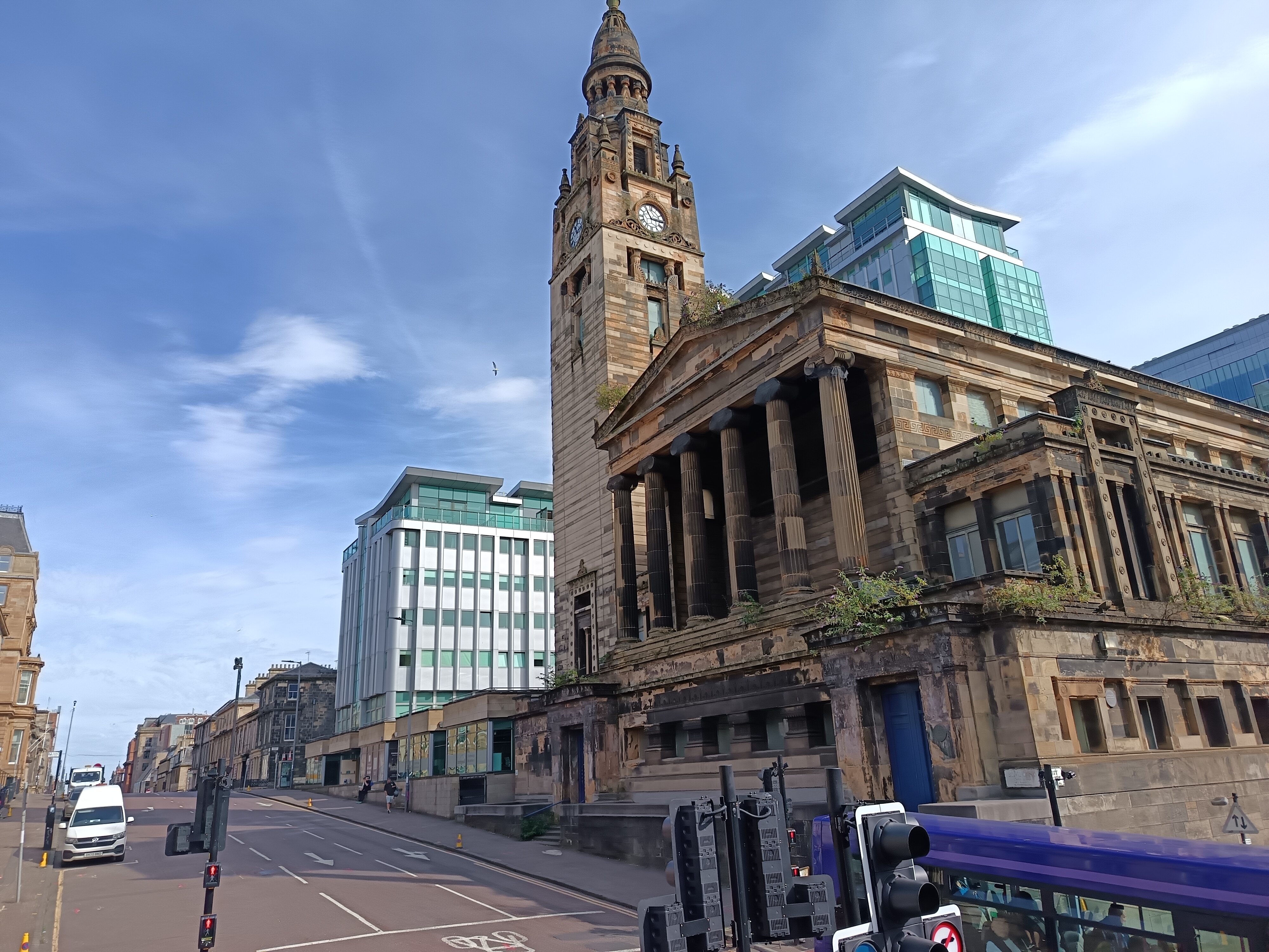 St Vincent Street Church in Glasgow, showing its Ionic portico and tall classical tower