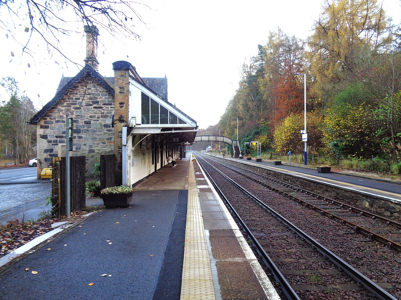 The historic station buildings at Dunkeld and Birnam, viewed south along the Highland Main Line.