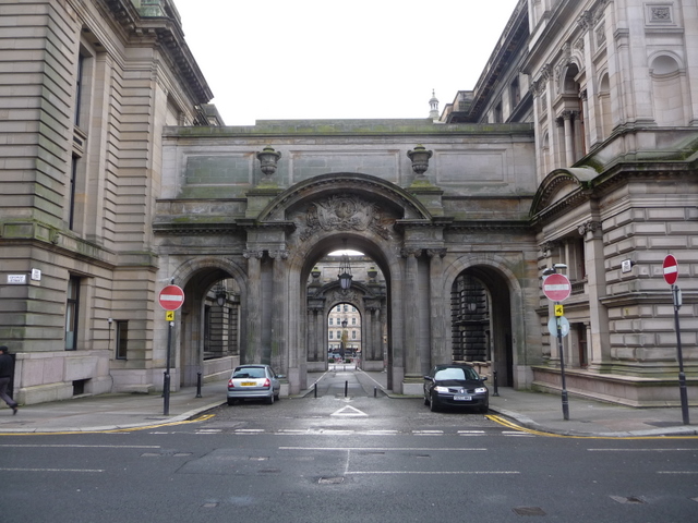 John Street arches linking the Glasgow City Chambers extensions