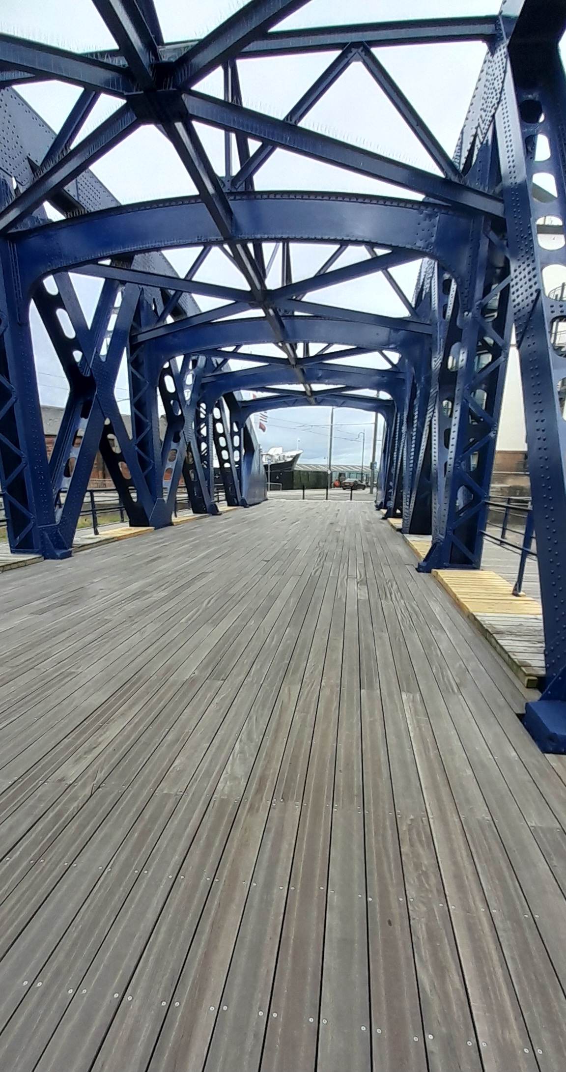 Victoria Swing Bridge, Leith